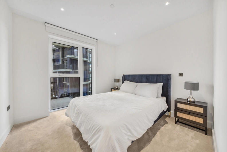 1 bedroom apartments/flats for sale in Cascade Way, White City - W12 view 5
