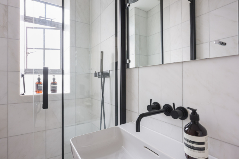 1 bedroom apartments/flats for sale in Sloane Avenue, Chelsea - SW3 view 15