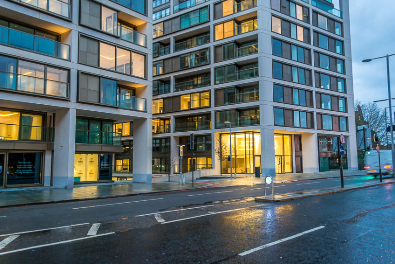 2 bedrooms apartments/flats to sale in Kensington High Street, Kensington-image 16