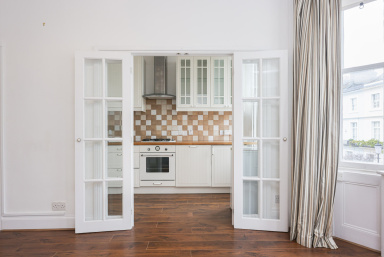 Gordon Place, Kensington - W8 view 4