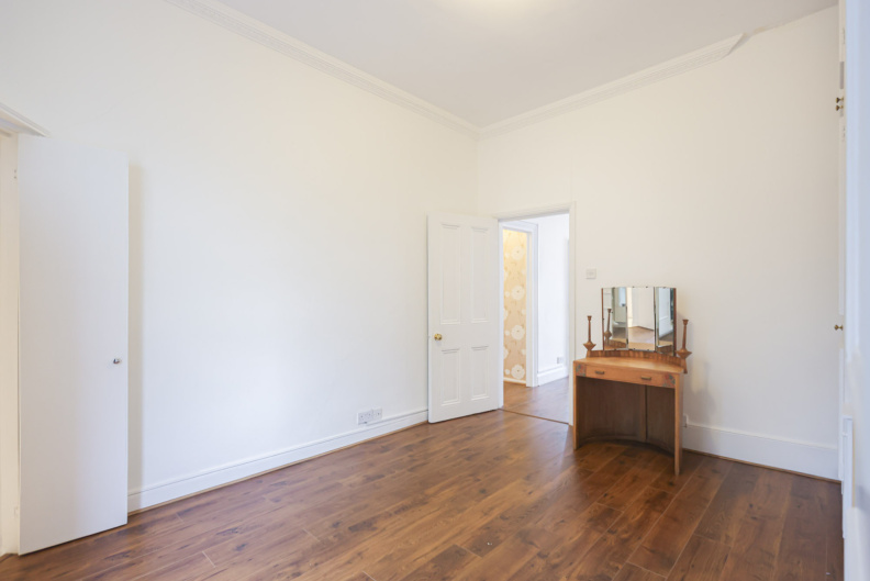 1 bedroom apartments/flats to sale in Gordon Place, Kensington-image 20