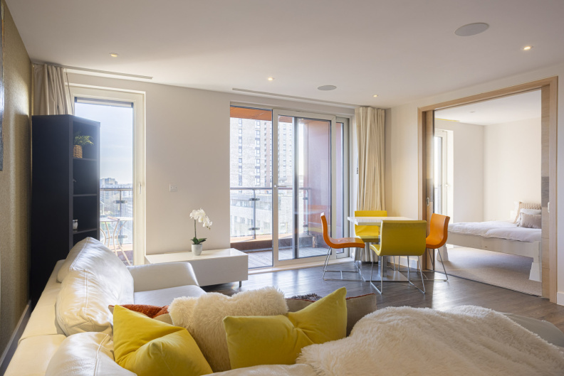 3 bedrooms apartments/flats to sale in Seafarer Way, Surrey Quays-image 22