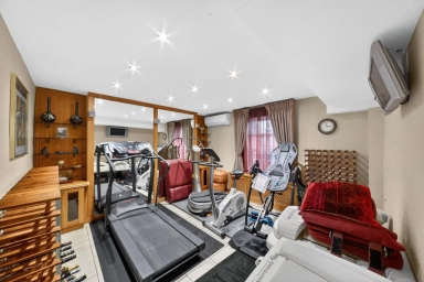 Walton Place, Belgravia - SW3 view 21