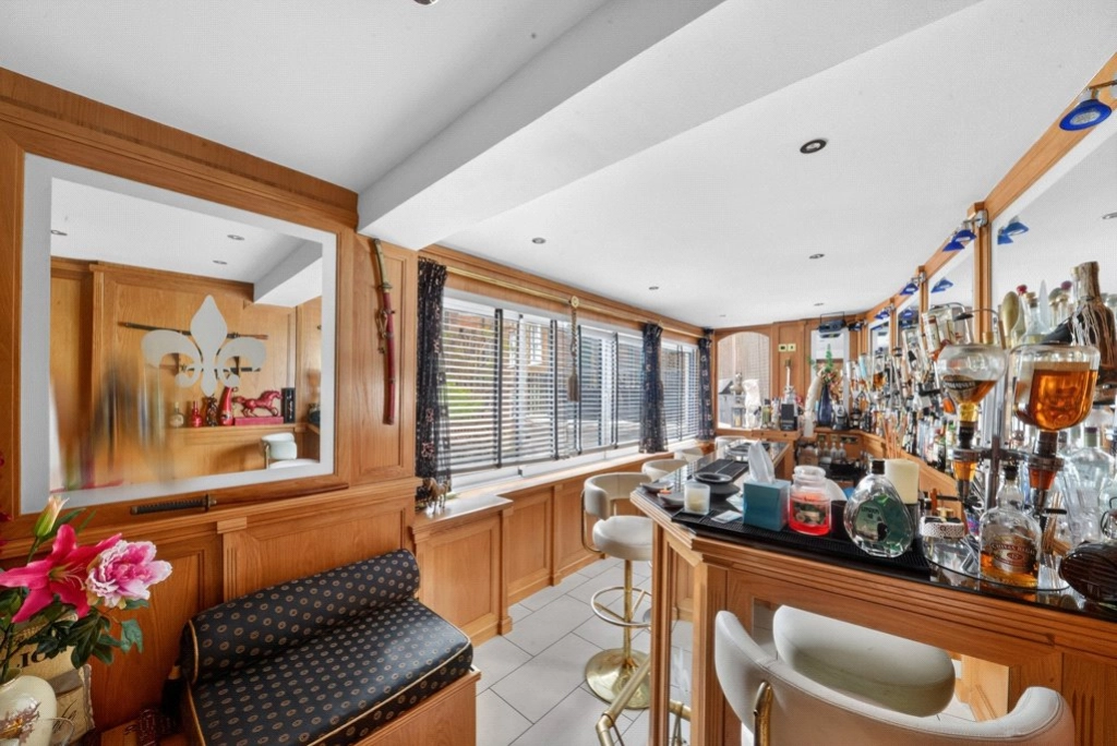 4 bedrooms houses for sale in Walton Place, Belgravia - SW3 view 16