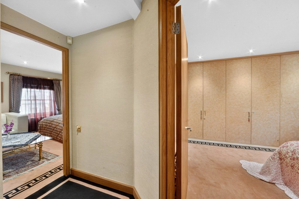 4 bedrooms houses for sale in Walton Place, Belgravia - SW3 view 28