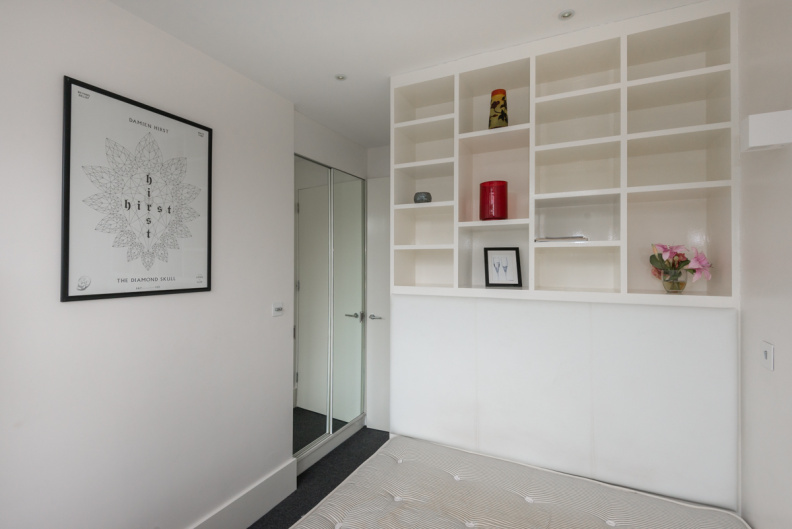 1 bedroom apartments/flats to sale in Beaufort Gardens, Knightsbridge-image 8
