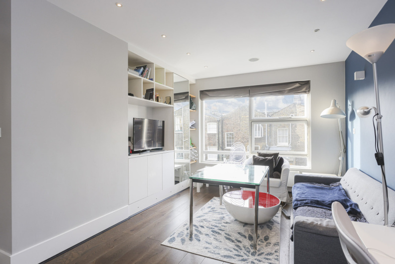 1 bedroom apartments/flats for sale in Beaufort Gardens, Knightsbridge - SW3 view 11