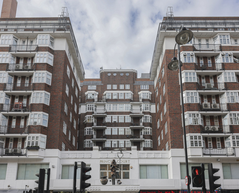 2 bedrooms apartments/flats to sale in Brompton Road, Chelsea-image 9