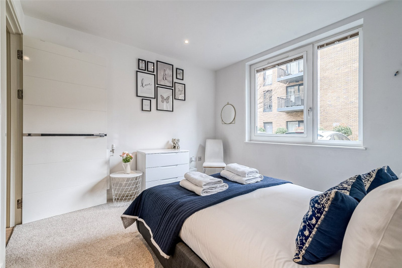 1 bedroom apartments/flats to sale in Whiting Way, Rotherhithe-image 17