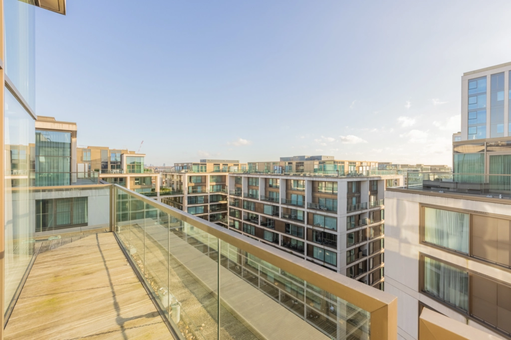 3 bedrooms apartments/flats for sale in Kensington High Street, Kensington - W14 view 3