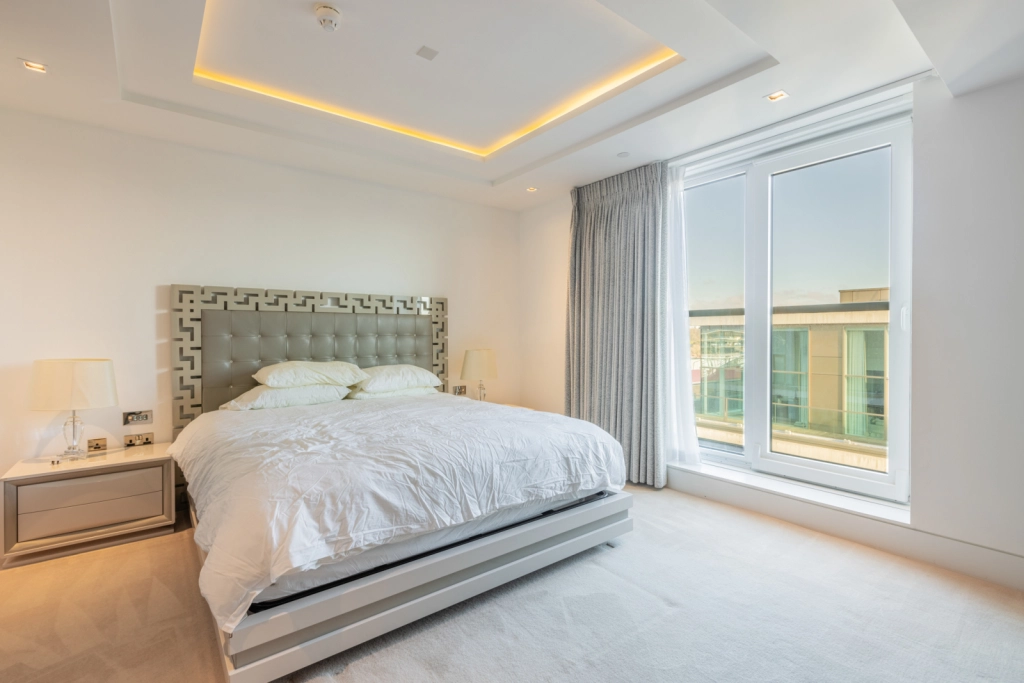 3 bedrooms apartments/flats for sale in Kensington High Street, Kensington - W14 view 6