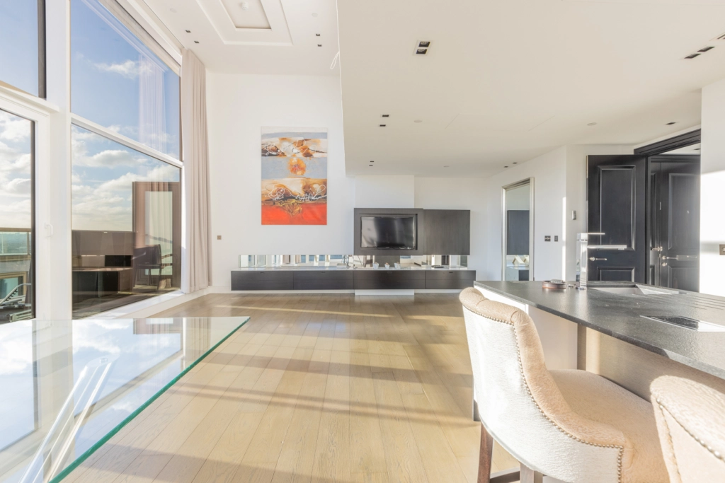 3 bedrooms apartments/flats for sale in Kensington High Street, Kensington - W14 view 16