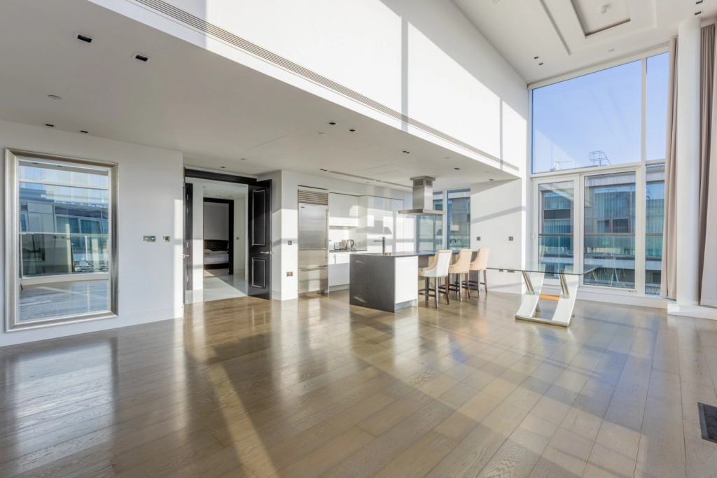 3 bedrooms apartments/flats for sale in Kensington High Street, Kensington - W14 view 2