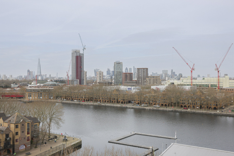 2 bedrooms apartments/flats to sale in Rope Street, Rotherhithe-image 2