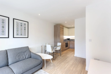 Ashton Reach, Rotherhithe - SE16 view 3