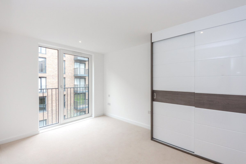2 bedrooms apartments/flats to sale in Whiting Way, Surrey Quays-image 3