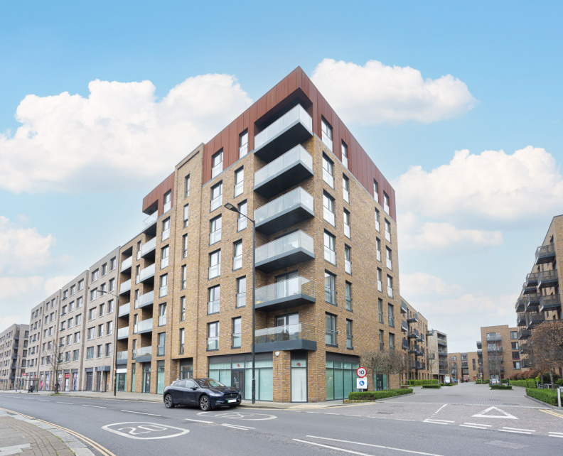 2 bedrooms apartments/flats to sale in Plough Way, Rotherhithe-image 1