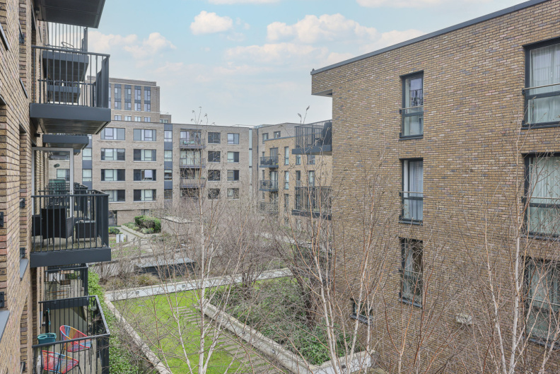 2 bedrooms apartments/flats to sale in Plough Way, Rotherhithe-image 2