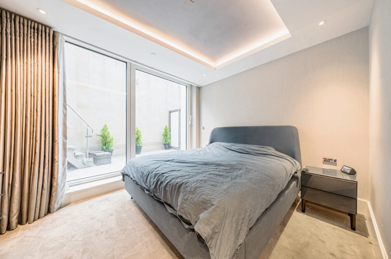 2 bedrooms apartments/flats to sale in Radnor Terrace, Kensington-image 3