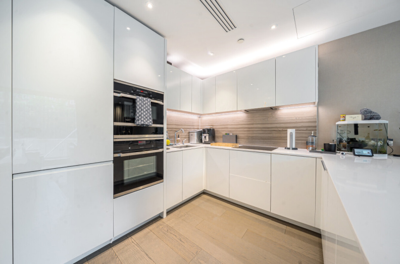 2 bedrooms apartments/flats to sale in Radnor Terrace, Kensington-image 11