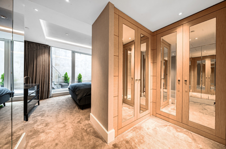2 bedrooms apartments/flats to sale in Radnor Terrace, Kensington-image 14