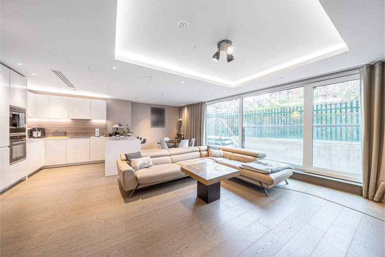 2 bedrooms apartments/flats to sale in Radnor Terrace, Kensington-image 1
