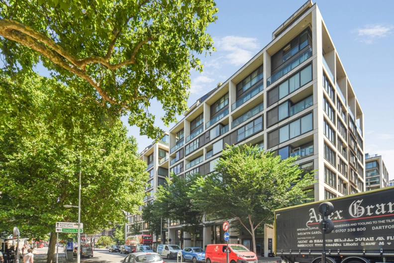 2 bedrooms apartments/flats to sale in Radnor Terrace, Kensington-image 14