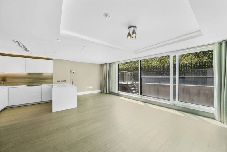 2 bedrooms apartments/flats to sale in Radnor Terrace, Kensington-image 2