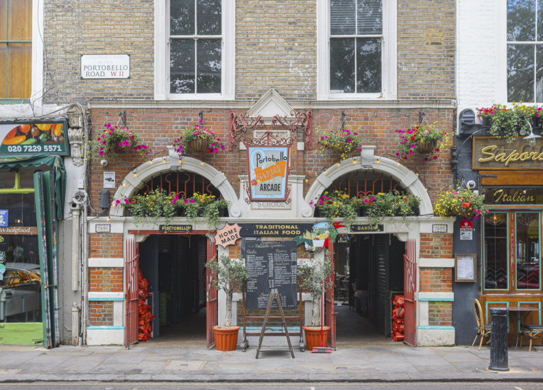 2 bedrooms apartments/flats to sale in Portobello Road, Notting Hill-image 11