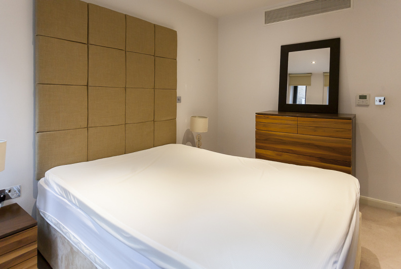 3 bedrooms apartments/flats to sale in Warwick Row, Westminster-image 13