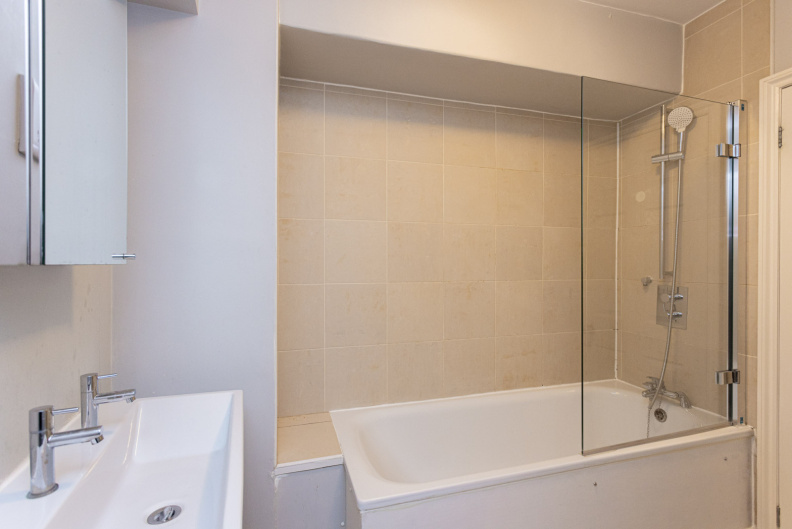 2 bedrooms apartments/flats for sale in Sloane Avenue, Chelsea - SW3 view 6