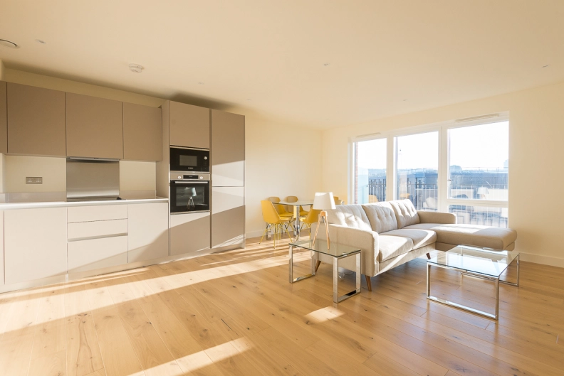 3 bedrooms apartments/flats for sale in Thunderer Walk, Woolwich - SE18 view 11