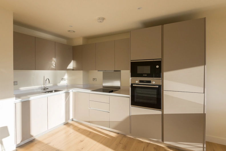 3 bedrooms apartments/flats for sale in Thunderer Walk, Woolwich - SE18 view 4
