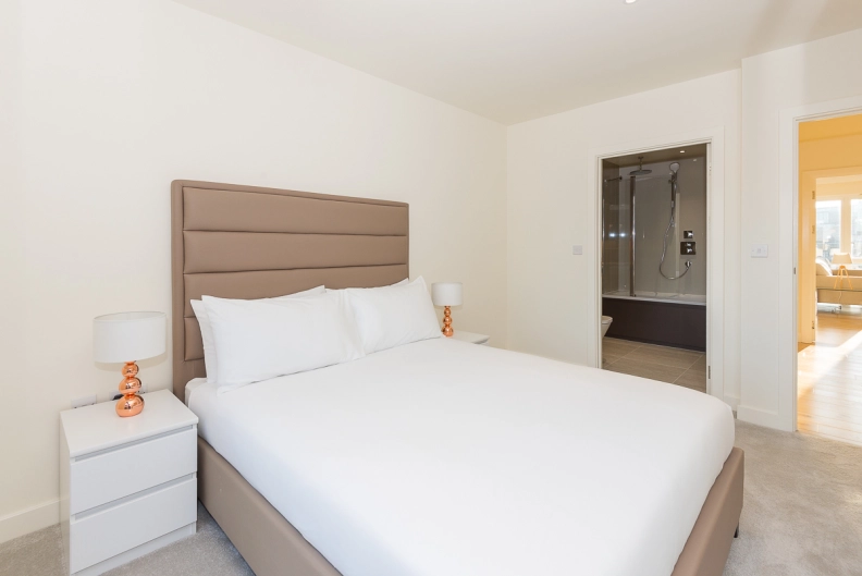 3 bedrooms apartments/flats for sale in Thunderer Walk, Woolwich - SE18 view 7