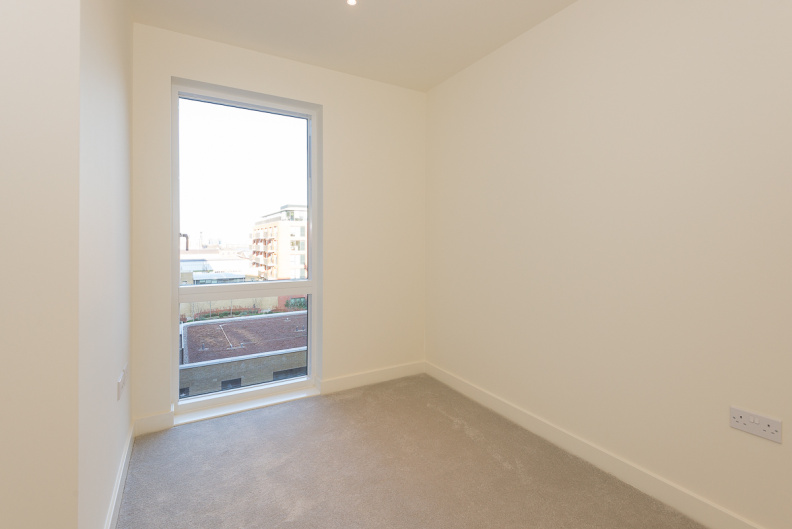 3 bedrooms apartments/flats to sale in Thunderer Walk, Woolwich-image 13