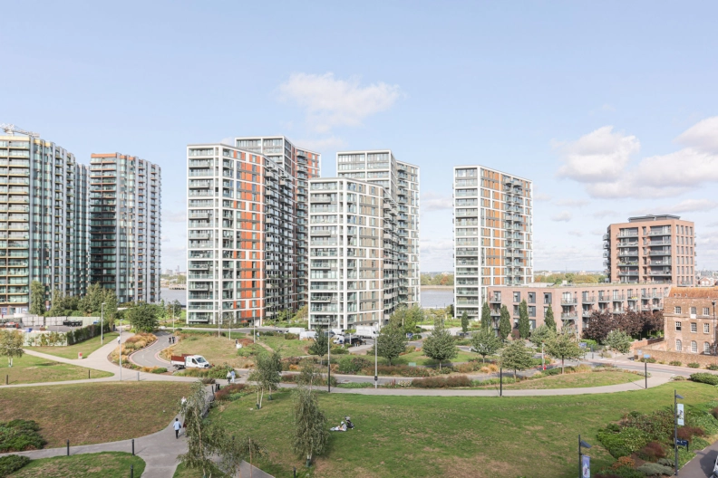 3 bedrooms apartments/flats for sale in Thunderer Walk, Woolwich - SE18 view 15