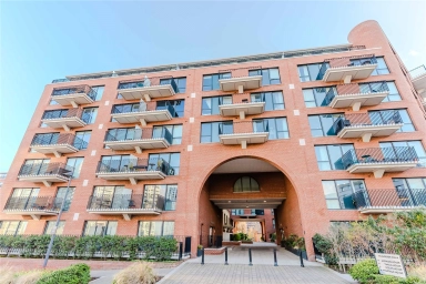 Thunderer Walk, Woolwich - SE18 view 12