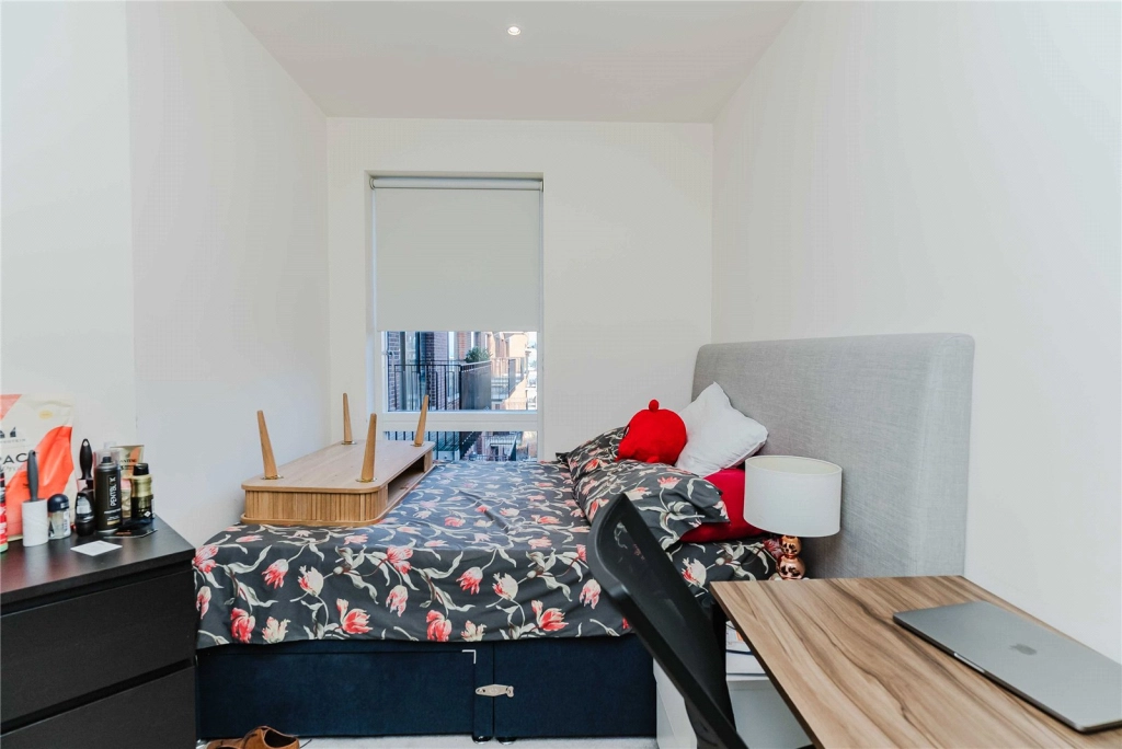 3 bedrooms apartments/flats for sale in Thunderer Walk, Woolwich - SE18 view 5