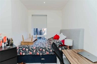 Thunderer Walk, Woolwich - SE18 view 5