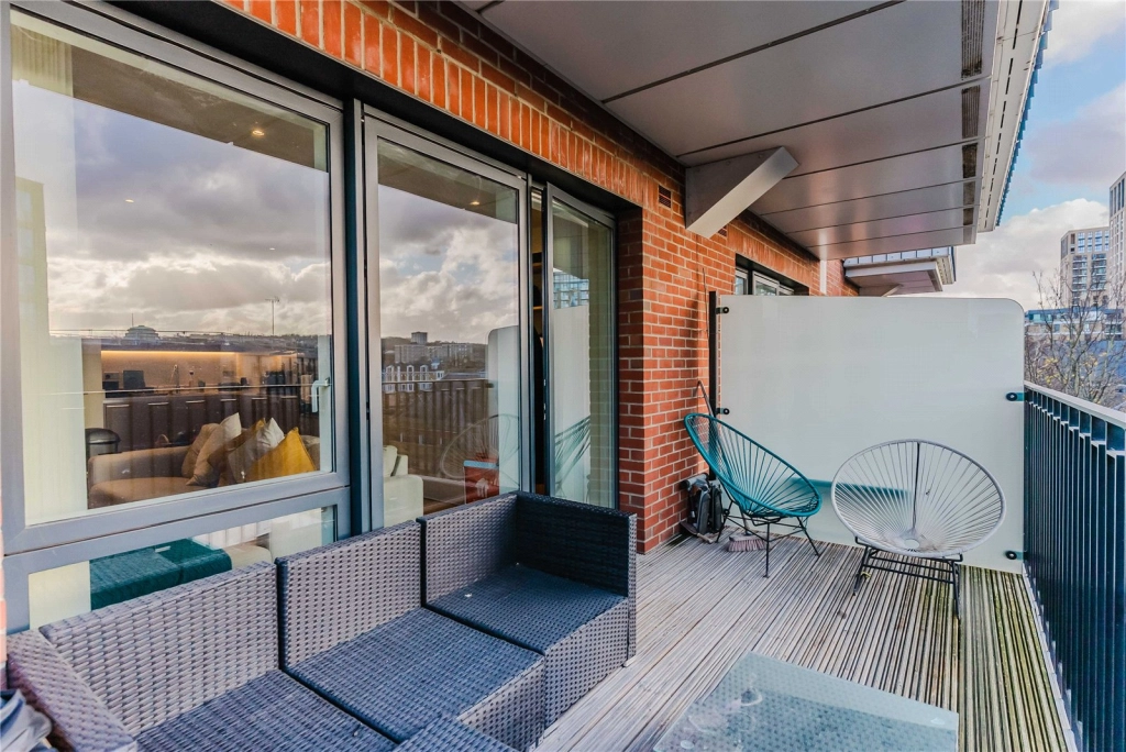 3 bedrooms apartments/flats for sale in Thunderer Walk, Woolwich - SE18 view 19