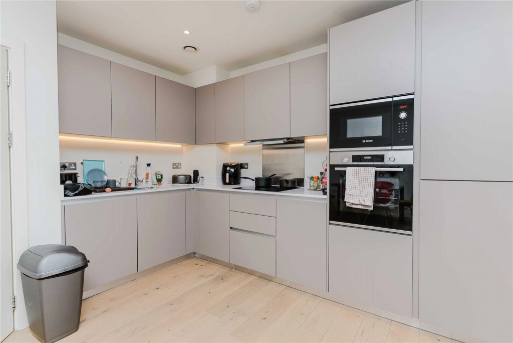 3 bedrooms apartments/flats for sale in Thunderer Walk, Woolwich - SE18 view 15