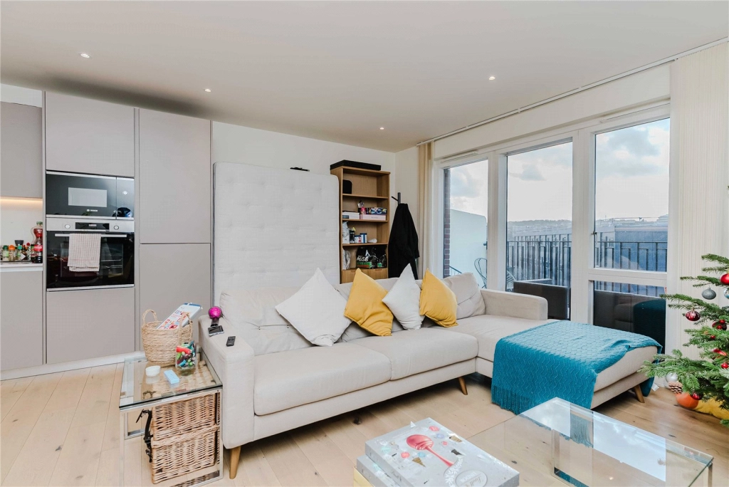 3 bedrooms apartments/flats for sale in Thunderer Walk, Woolwich - SE18 view 1