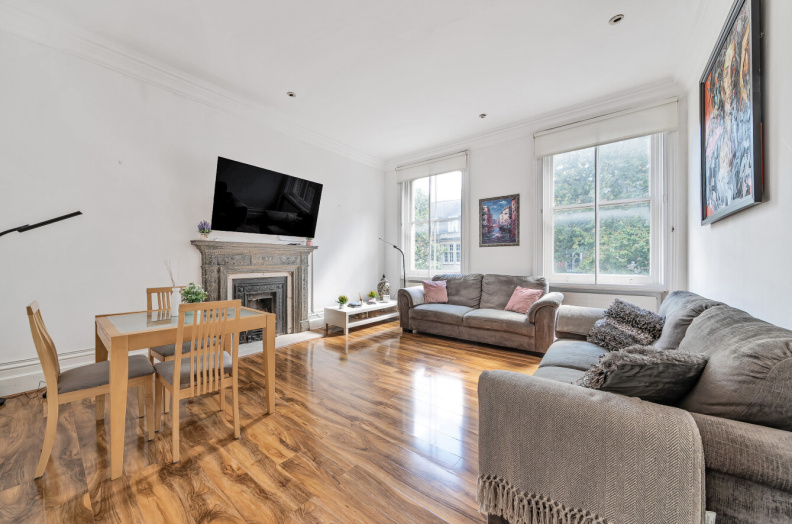 2 bedrooms apartments/flats for sale in Old Brompton Road, Earl's Court - SW5 view 2