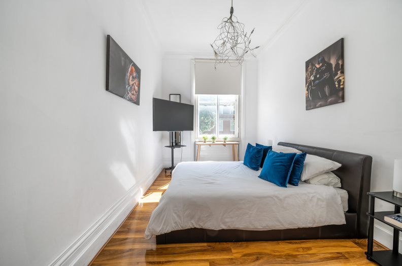2 bedrooms apartments/flats for sale in Old Brompton Road, Earl's Court - SW5 view 11