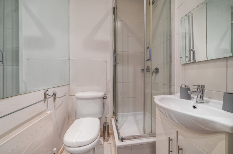 2 bedrooms apartments/flats for sale in Old Brompton Road, Earl's Court - SW5 view 13