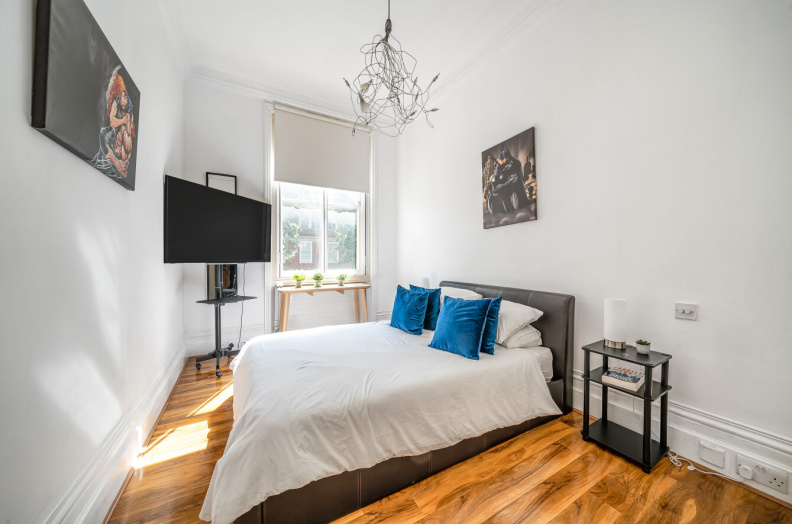 2 bedrooms apartments/flats for sale in Old Brompton Road, Earl's Court - SW5 view 6