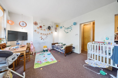 South Lambeth Road, Nine Elms - SW8 view 2