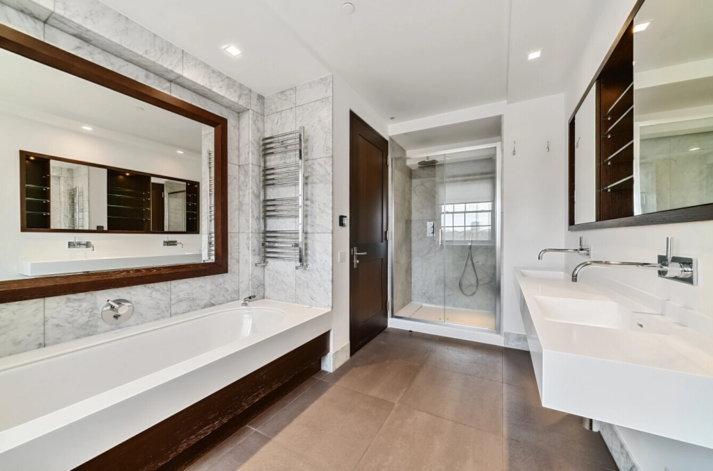 3 bedrooms apartments/flats for sale in Buckingham Gate, Westminster - SW1E view 7
