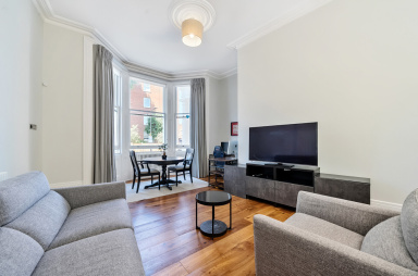 Challoner Crescent, West Kensington W14 image 3
