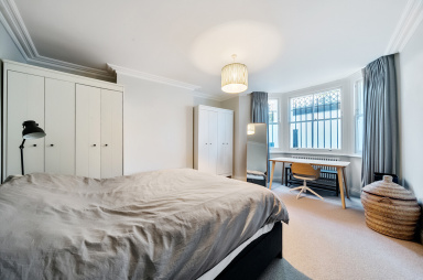 Challoner Crescent, West Kensington W14 image 6